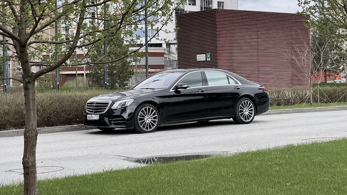Mercedes-Benz S class 222