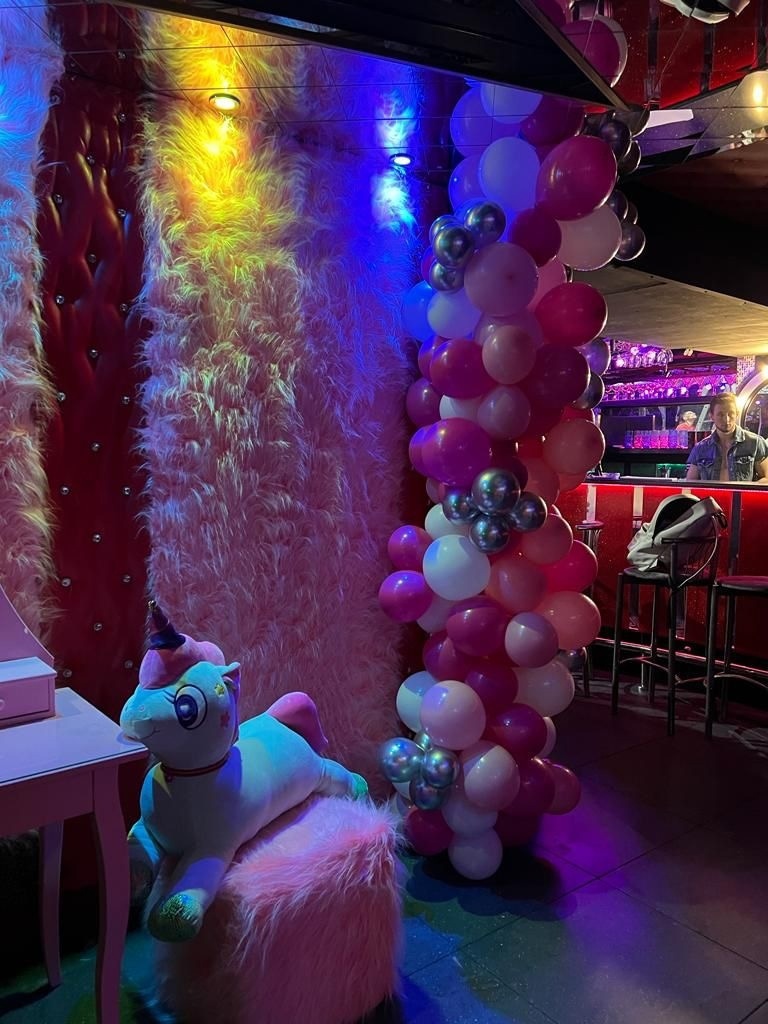 Вечеринка в стиле Барби.Фотозона Barbie box
