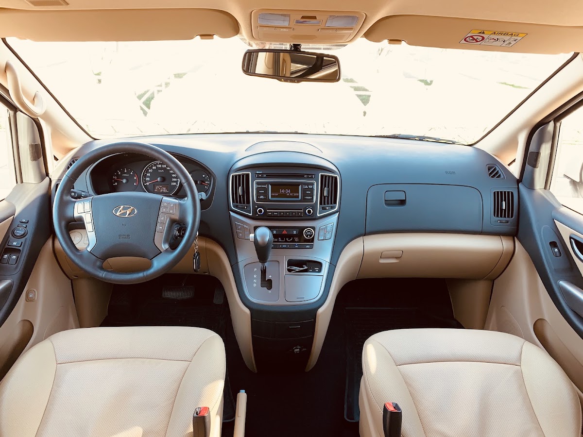 Hyundai H-1