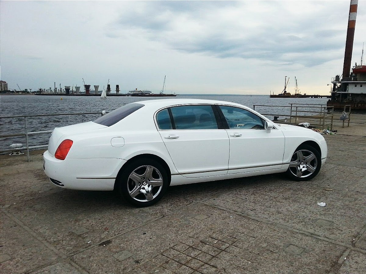 Bentley Continental Flying Spur