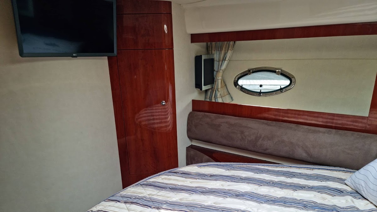 Интерьер и экстерьер Fairline Targa