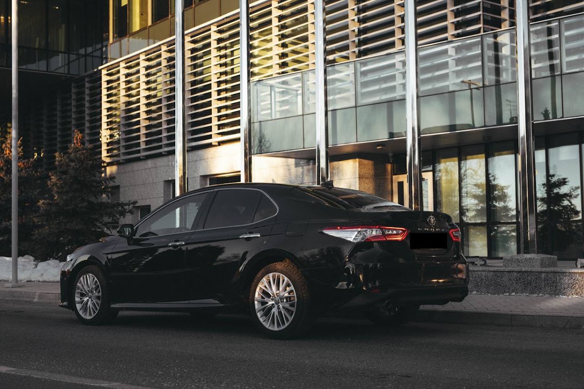TOYOTA CAMRY
