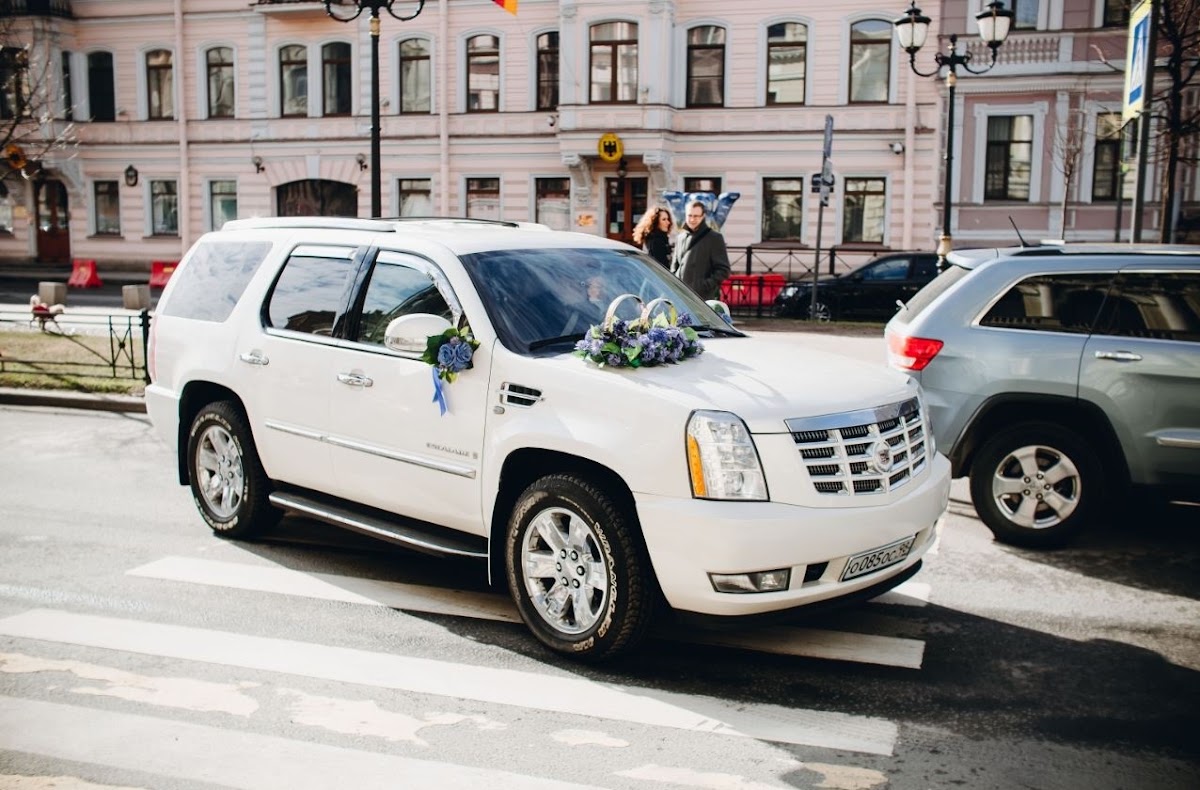 Cadillac Escalade на Праздник