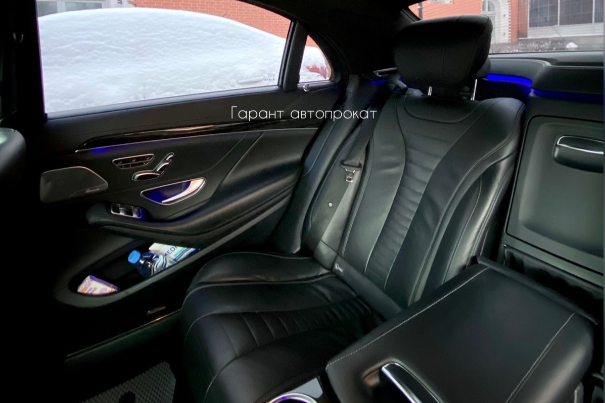 Mercedes Benz S-class 222
