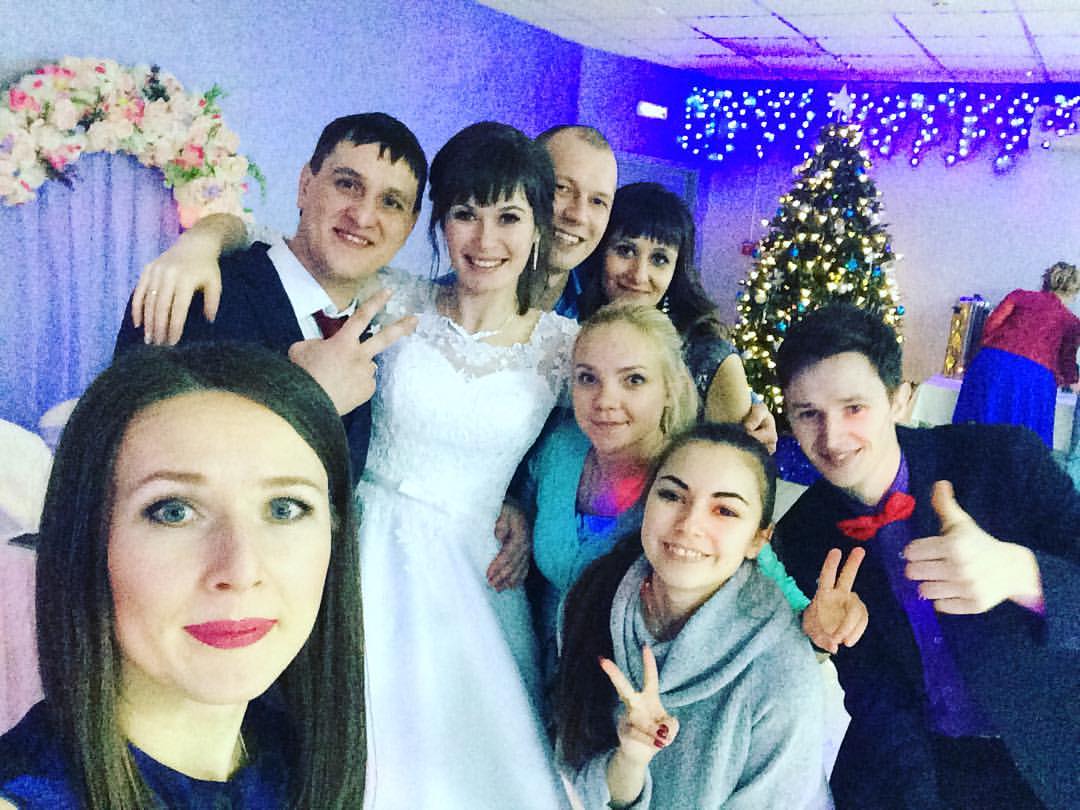 Ведущий. Тамада. Певец.