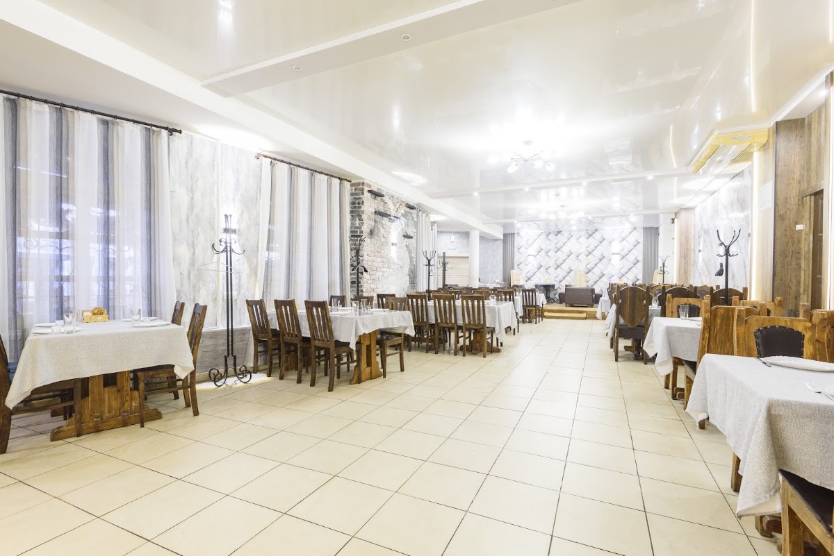 Основной зал