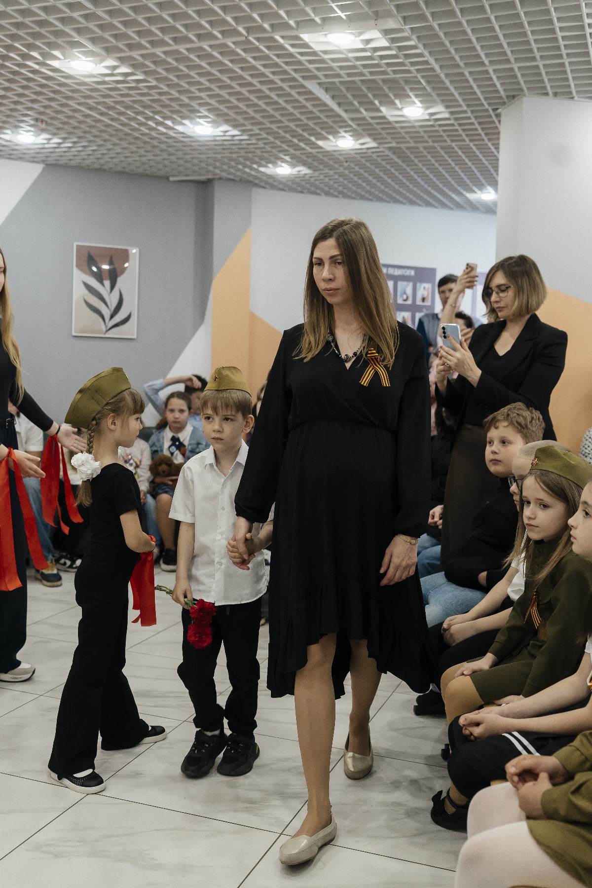 Кадр 105 из 200