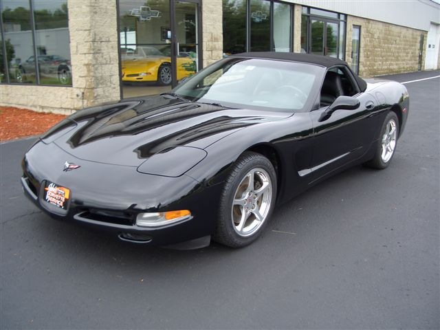 Chevrolet Corvette кабриолет — кадр 2 из 6