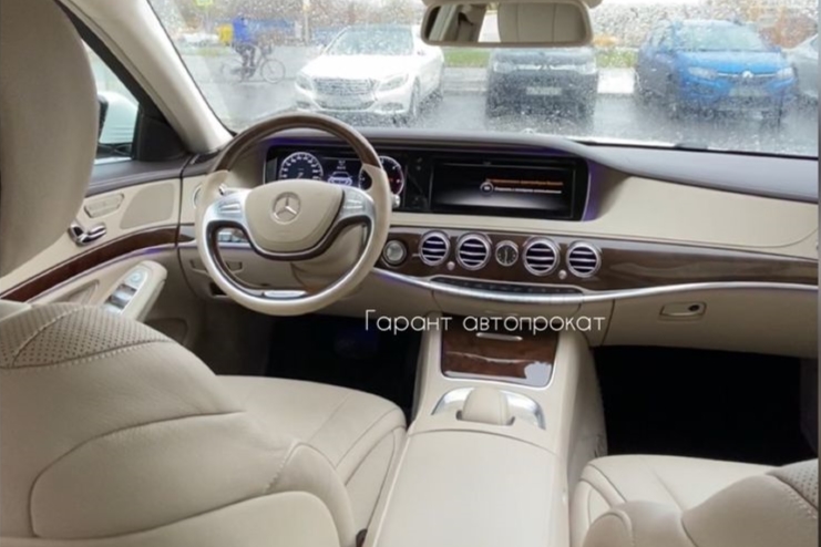 Mercedes Benz S-class 222 AMG