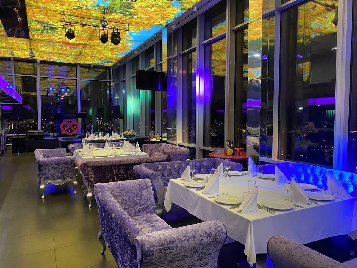 Зал "Extra Lounge"