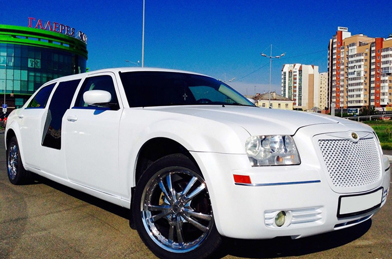 Chrysler 300C Diplomat