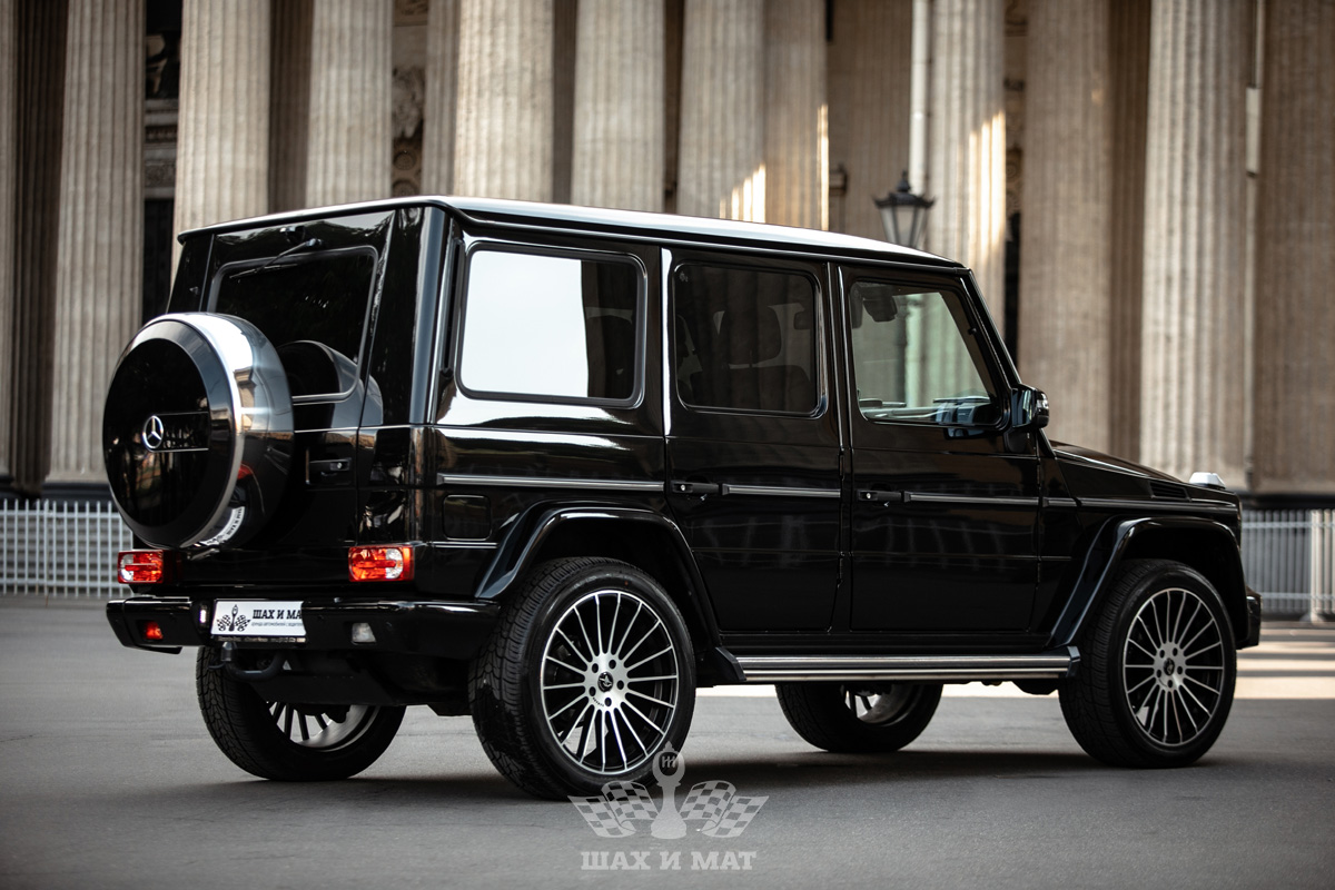 Mercedes G-class