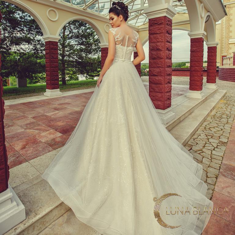 Кристина — кадр 2 из 3