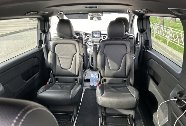 Аренда Mercedes-Benz V class с водителем