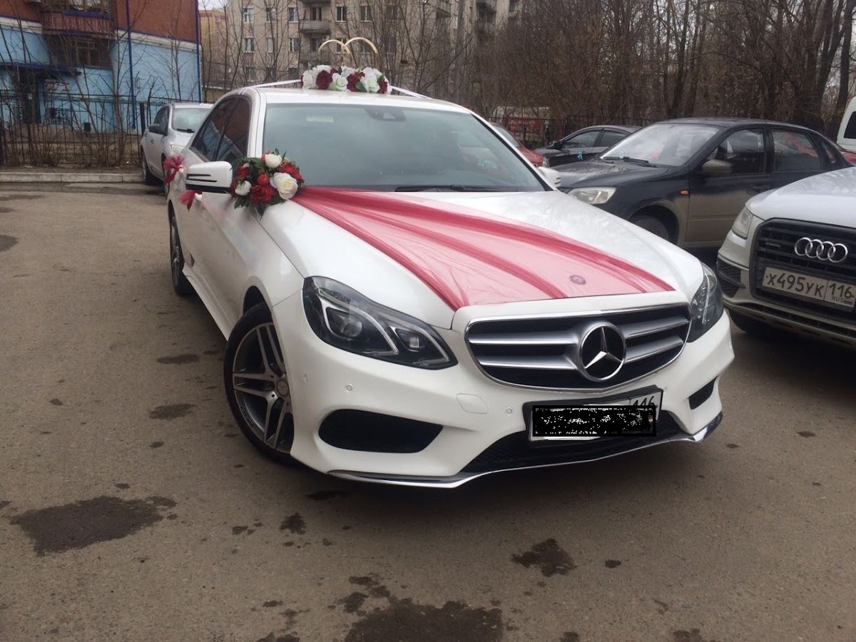 Mercedes E 200