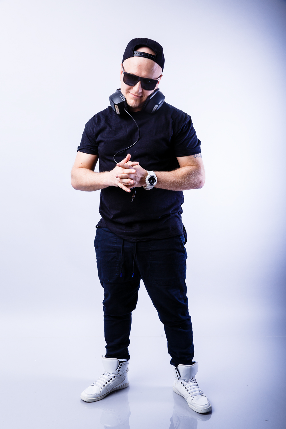 Max Pride — кадр 4 из 25
