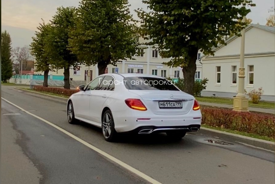 Mercedes Benz E-class 213 — кадр 5 из 10