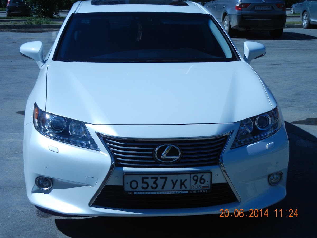 Лексус ES250