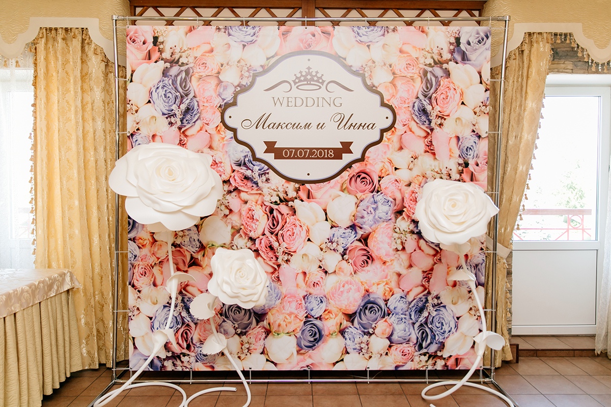 Оформление свадебного зала