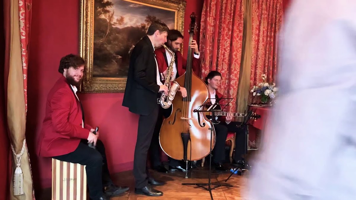 Black&White Jazz Band — кадр 4 из 159