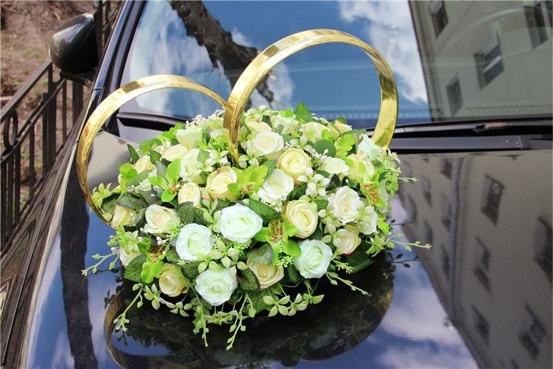 Украшение на машину