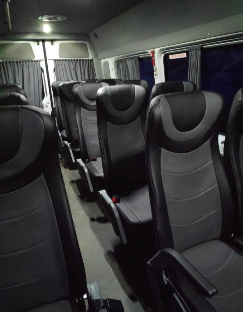 Mercedes Sprinter на 19 мест — кадр 4 из 4