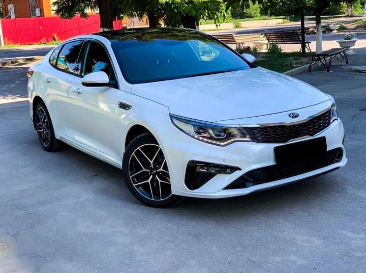 Kia Optima 2019 — кадр 2 из 4