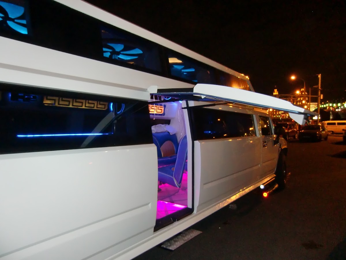 Hummer H-2