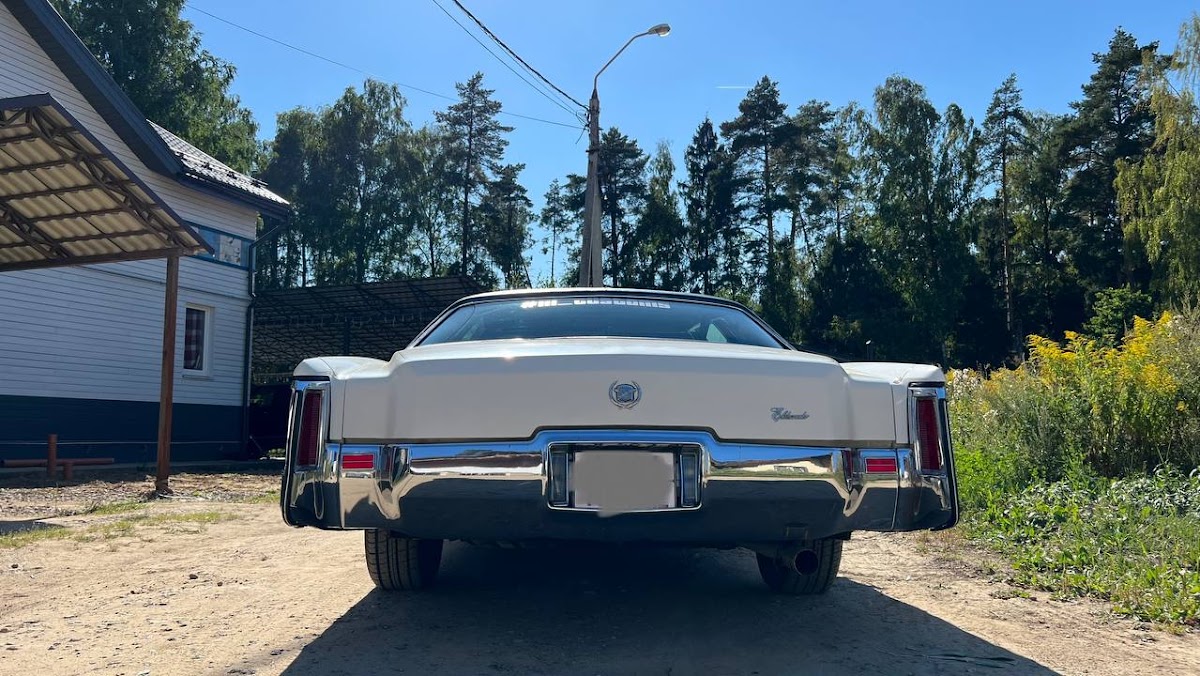 Cadillac Eldorado — кадр 4 из 8
