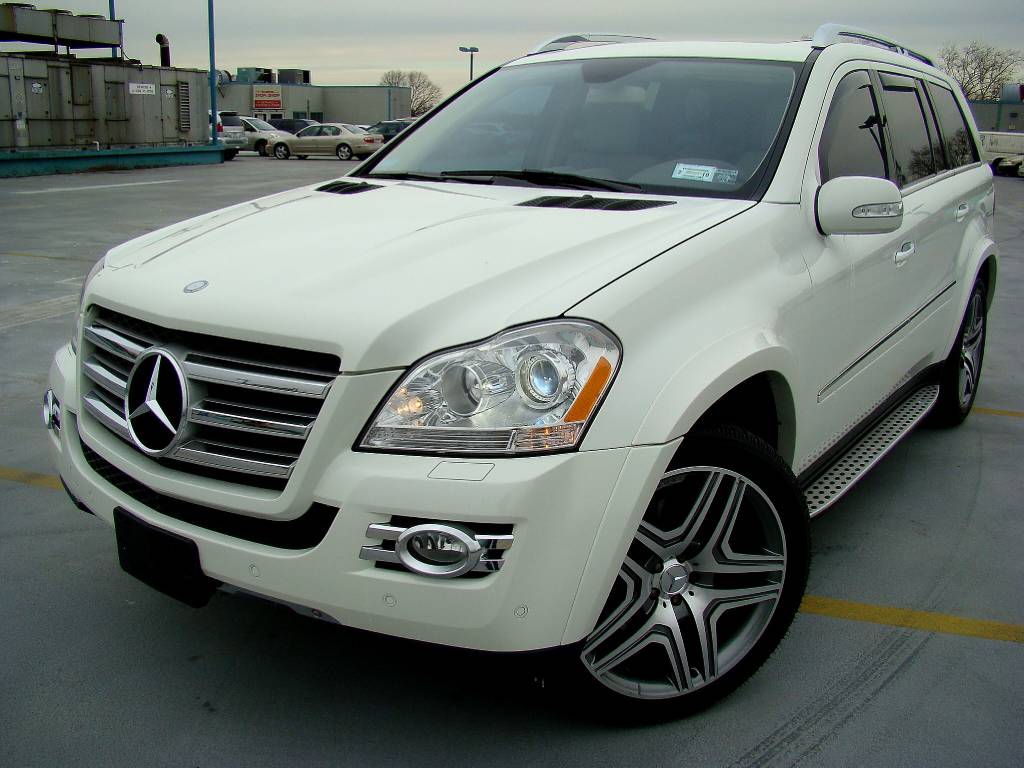 Mercedes-Benz GL350 — кадр 4 из 22