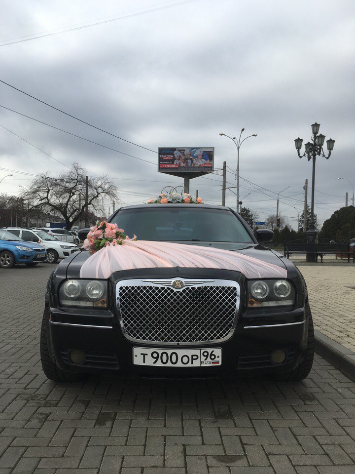 Крайслер 300С — кадр 2 из 11