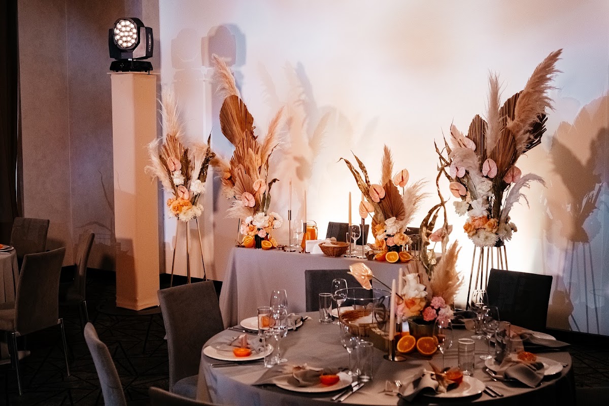 Tropical Wedding