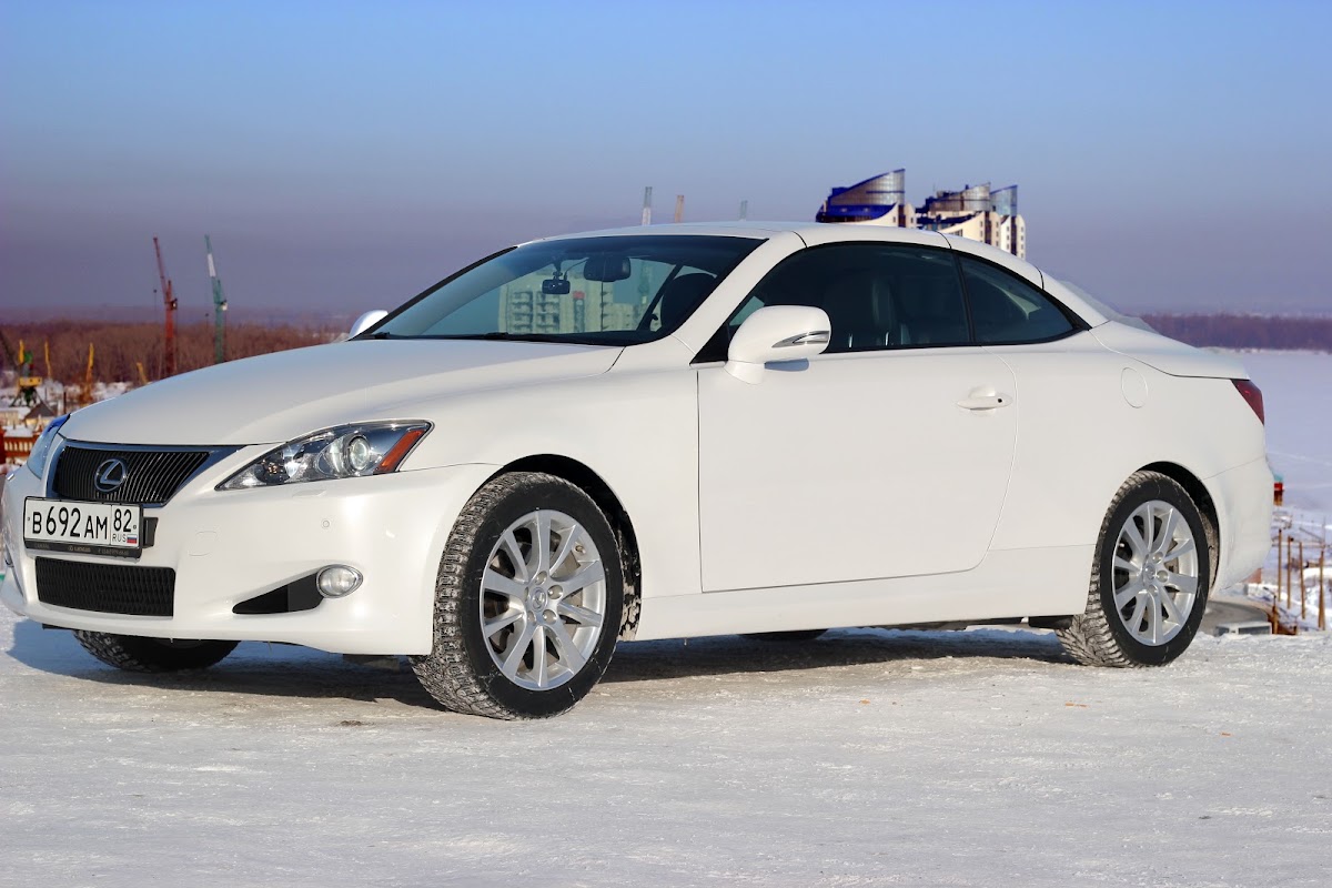 Кабриолет Lexus IS 250C