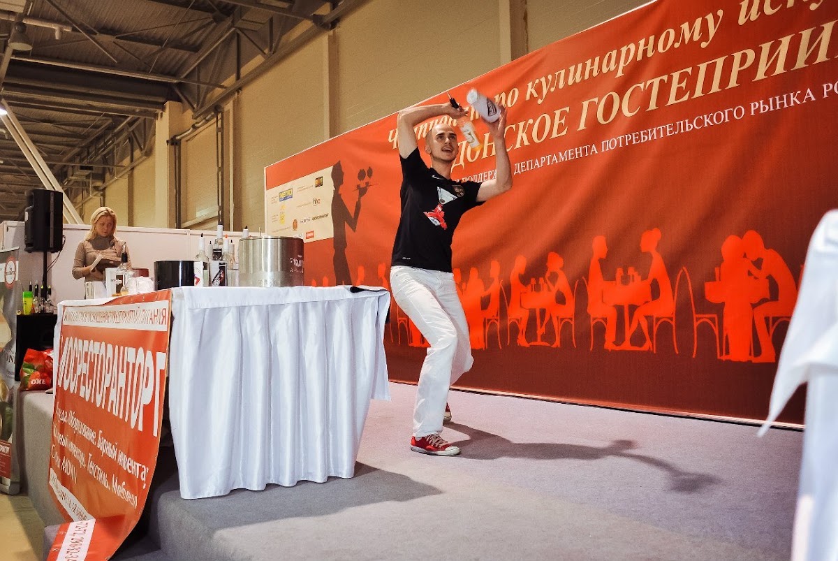 Бармен Шоу