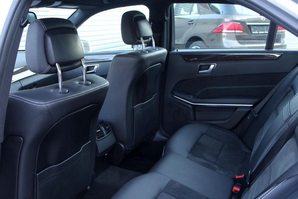 Mercedes E-Class — кадр 4 из 5