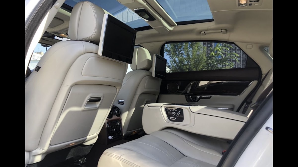 Ягуар XJ Long светлый салон