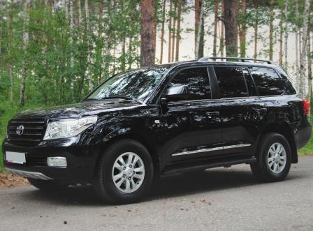 Toyota Land Cruiser 200