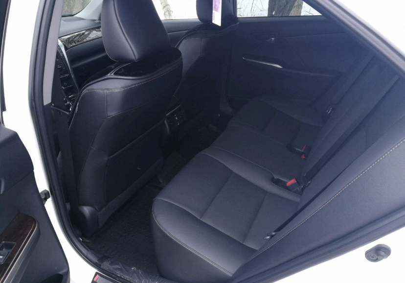 Toyota Camry V50 — кадр 4 из 4