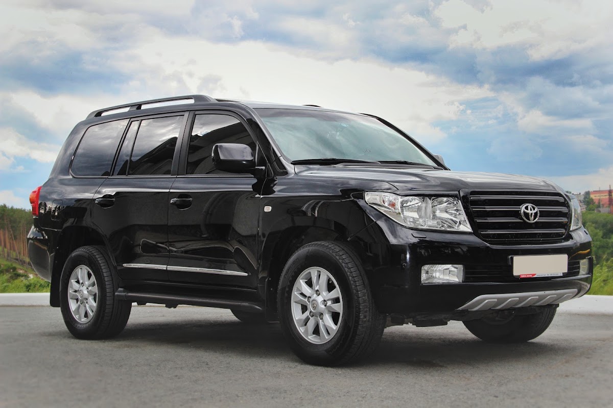 Toyota Land Cruiser 200