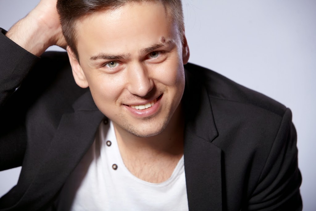 Артемий Золотов