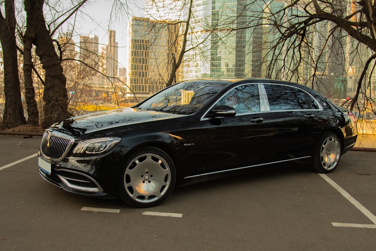 Maybach S560 — кадр 4 из 8
