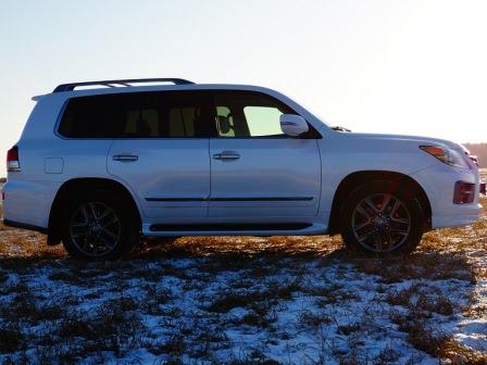 Lexus LX570 — кадр 4 из 6