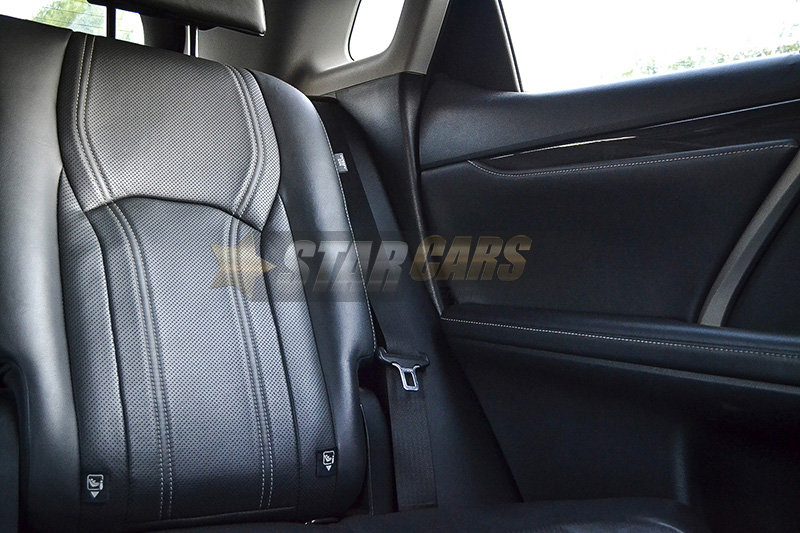 Lexus RX200t — кадр 5 из 5