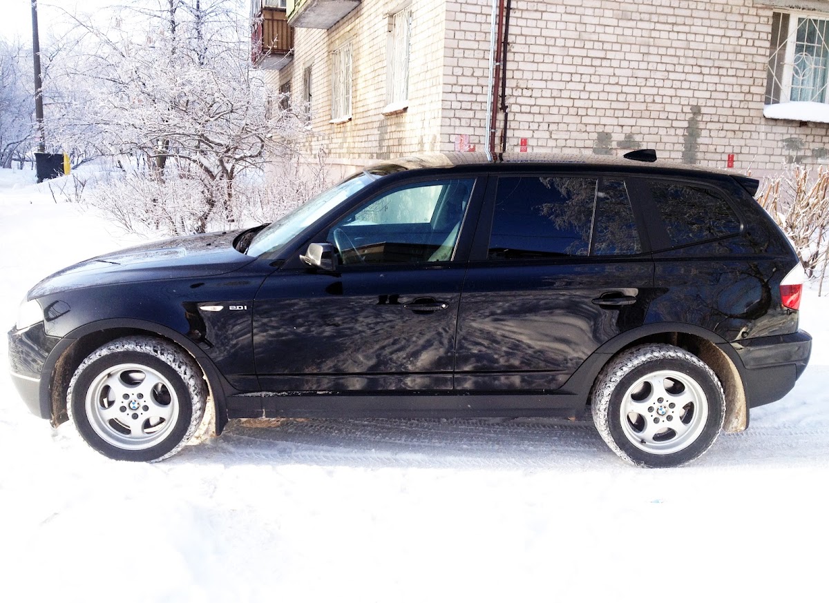 BMW X3 — кадр 3 из 4