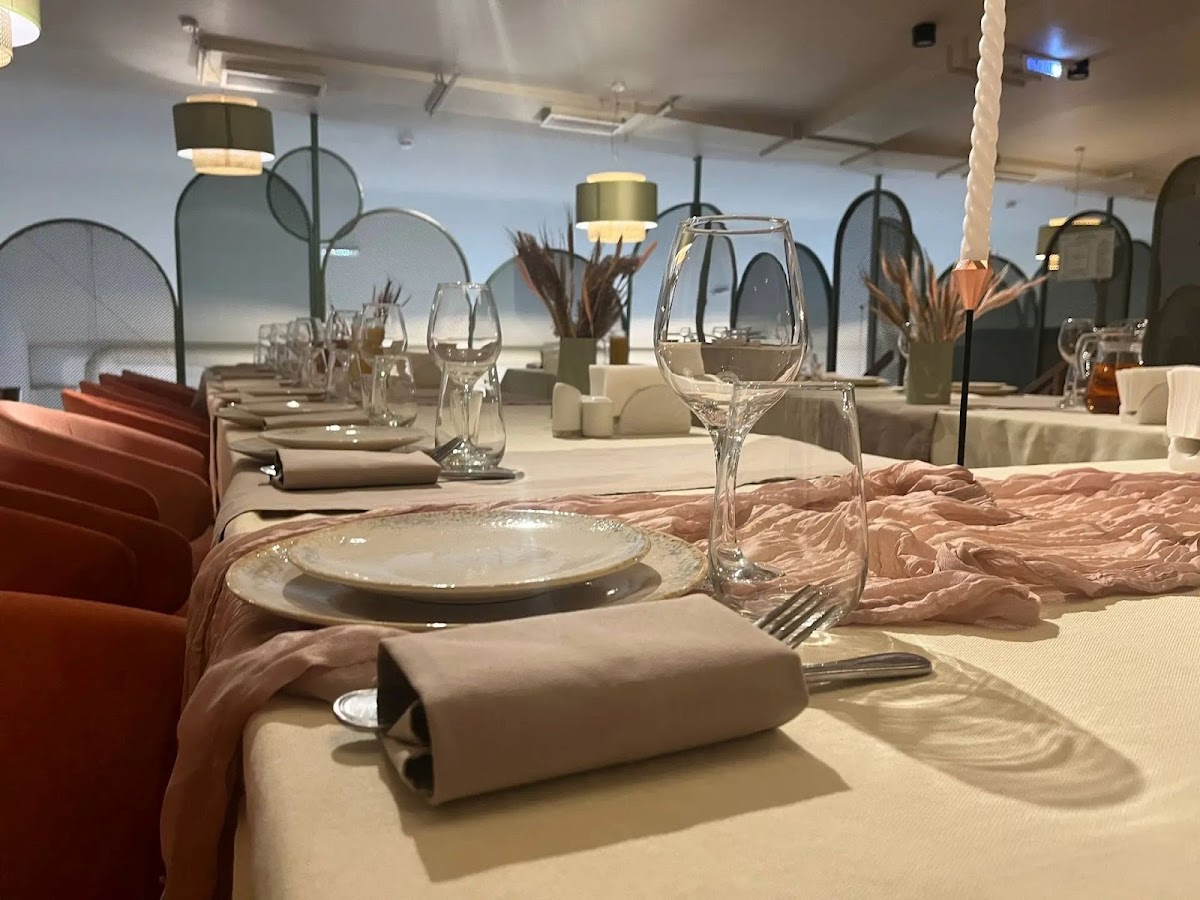 Зал на 2 этаже