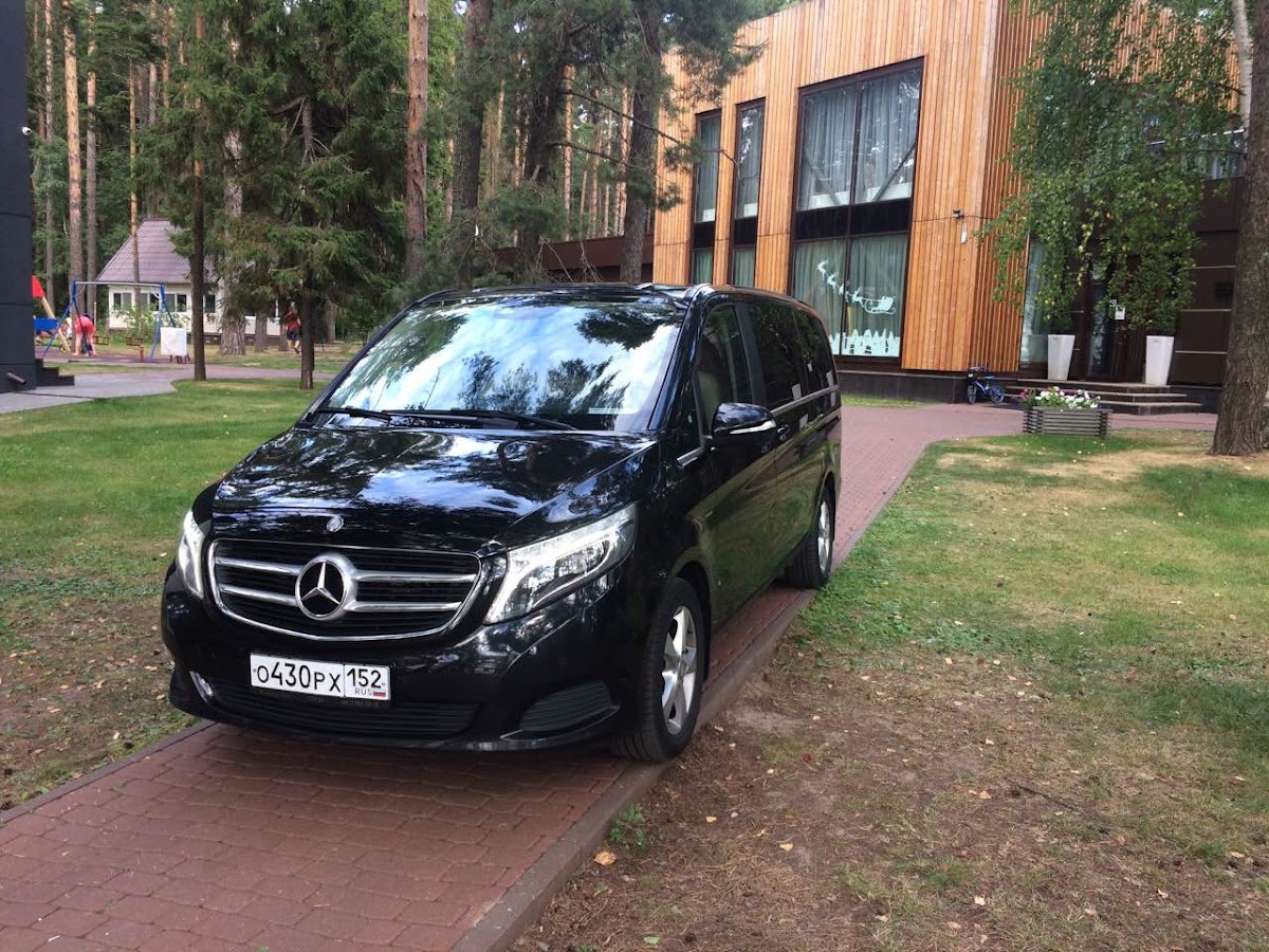 Mercedes-Benz V-Class — кадр 2 из 6