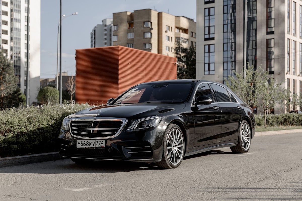 Mercedes-Benz S class 222