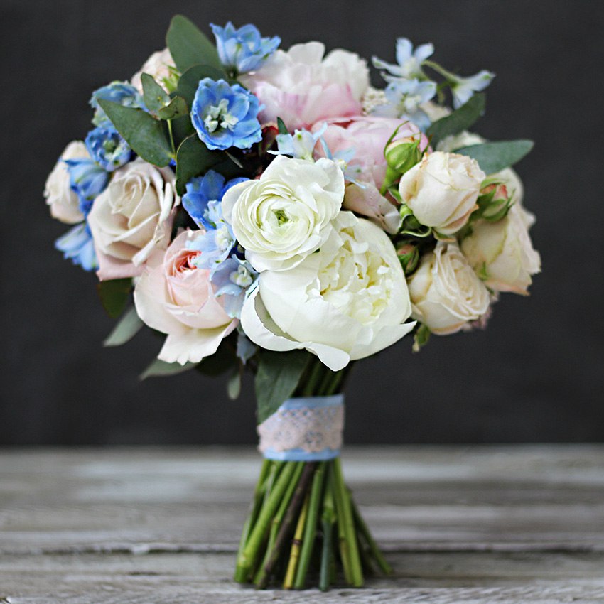 Leto Flowers