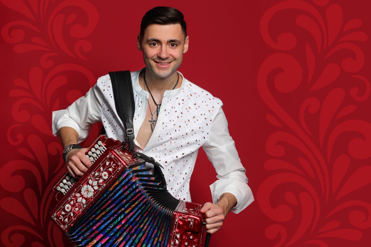 Дмитрий Иващенко
