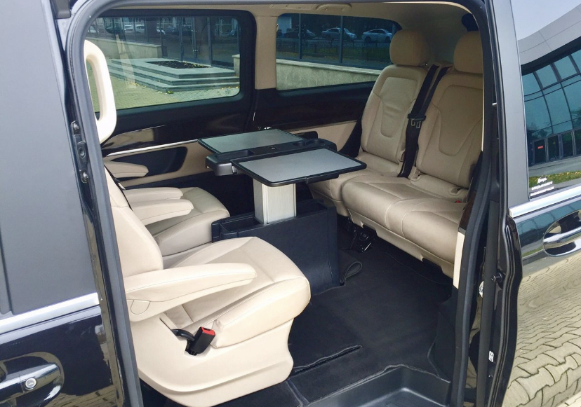 Mercedes-Benz V-class — кадр 5 из 5
